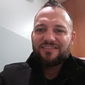 Meet your Posher, Larry